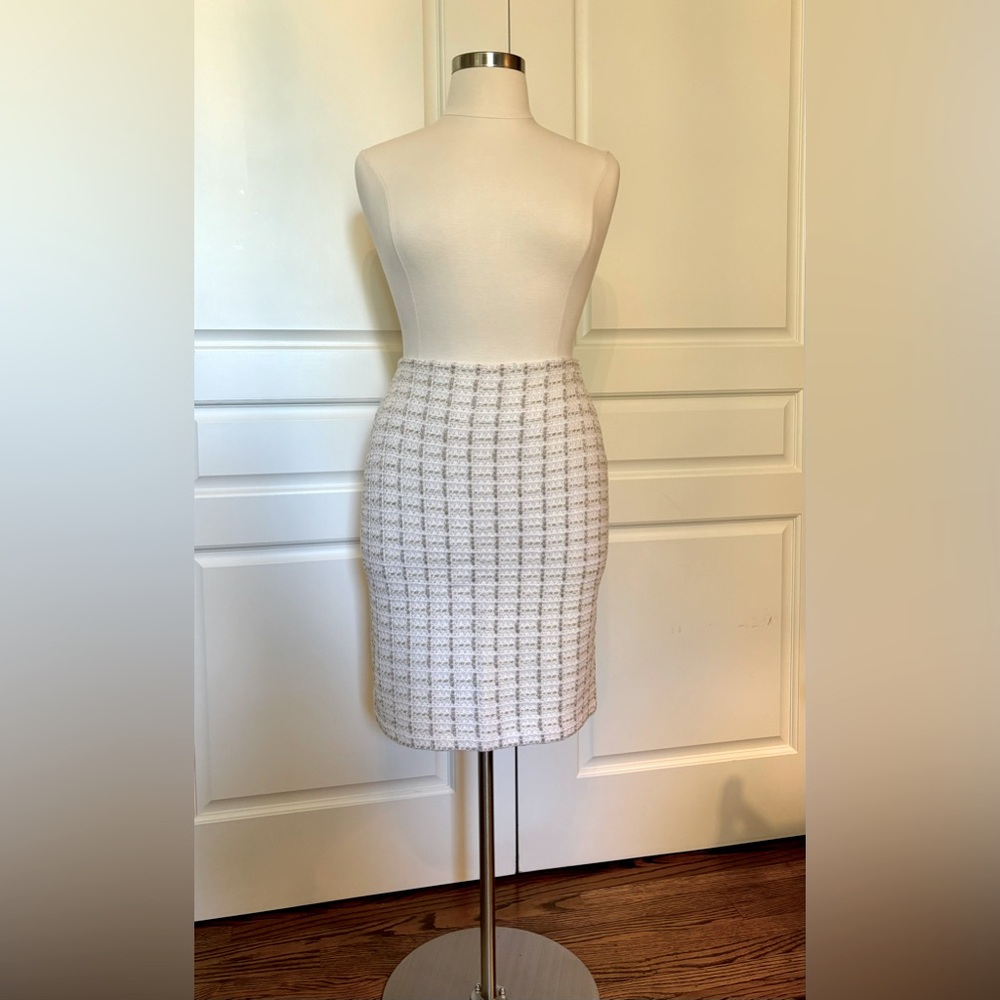 St John Boucle Skirt